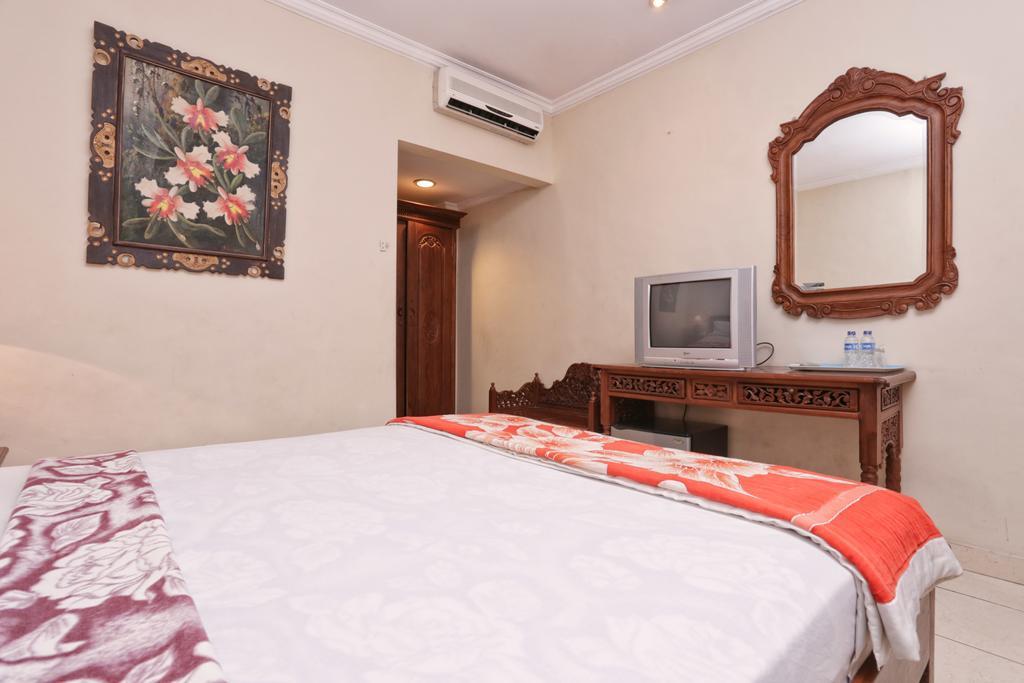 Reddoorz @ Legian Street Hotel Kuta  Bagian luar foto